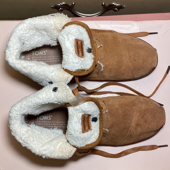TOMS chestnut fleece Sherpa Highlands Botas suede leather chukka lace up booties - Picture 14 of 17